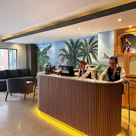 Hotel Torre Poblado Medellin Exterior photo